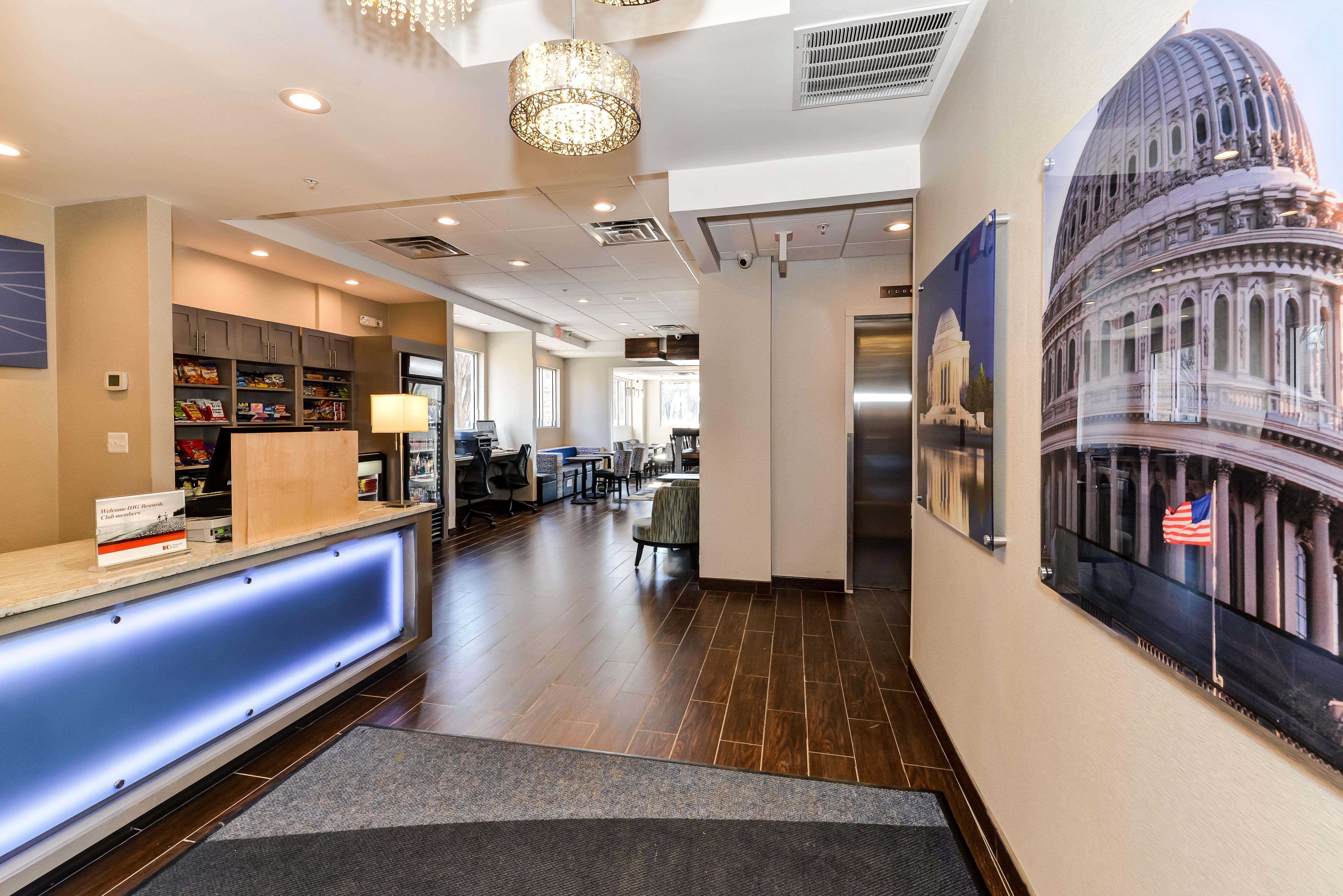 Holiday Inn Express Washington Dc Silver Spring By Ihg Екстериор снимка