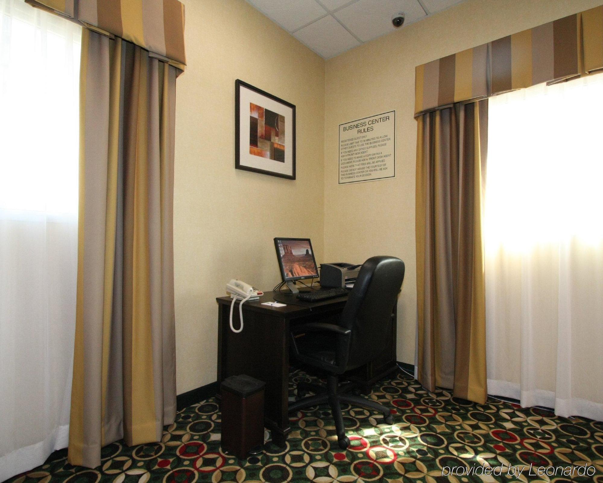 Holiday Inn Express Washington Dc Silver Spring By Ihg Съоръжения снимка